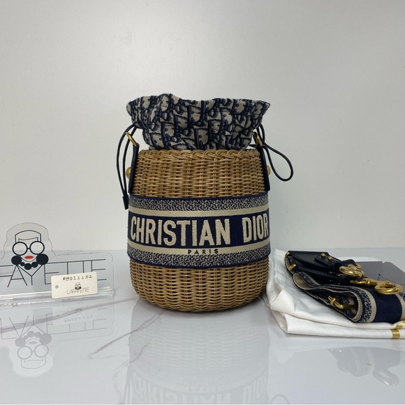 Christian Dior Wicker Oblique Drawstring Bucket Bag - Picture 4 of 5